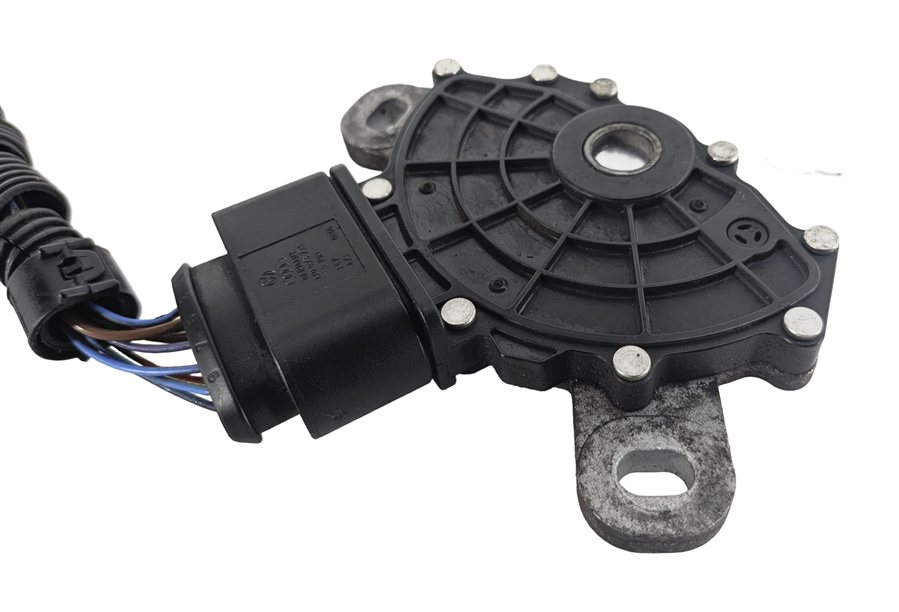 Thumbnail 3: 2012 AUDI Q7 (4L) AUTOMATIC TRANSMISSION NEUTRAL SAFETY RANGE SWITCH