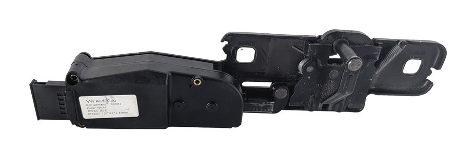 2012 AUDI Q7 (4L) REAR LIFTGATE HATCH LATCH STRIKER PLATE w/ACTUATOR