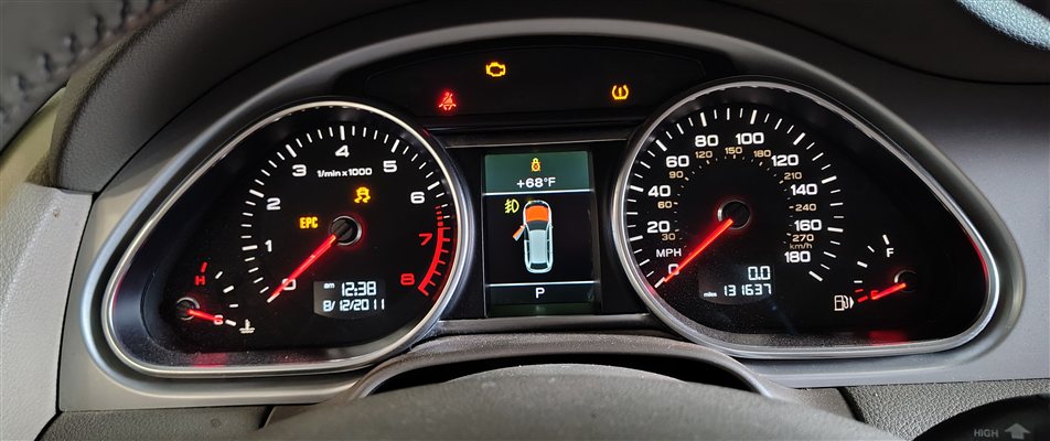 Thumbnail 2: 2012 AUDI Q7 (4L) 3.0L (CJWE) SPEEDOMETER ECM COMPUTER KEY IMMOBILIZER SET