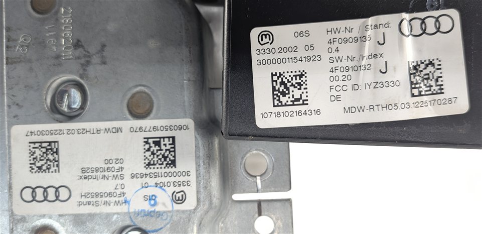Thumbnail 8: 2012 AUDI Q7 (4L) 3.0L (CJWE) SPEEDOMETER ECM COMPUTER KEY IMMOBILIZER SET