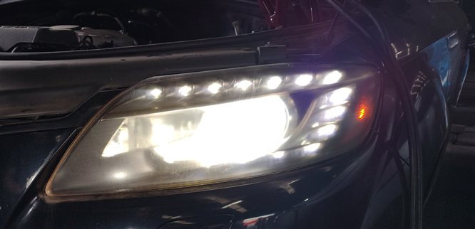 Thumbnail 2: 2010-2015 AUDI Q7 (4L) LEFT DRIVER XENON HID HEADLIGHT LIGHT LAMP (NON AFS)
