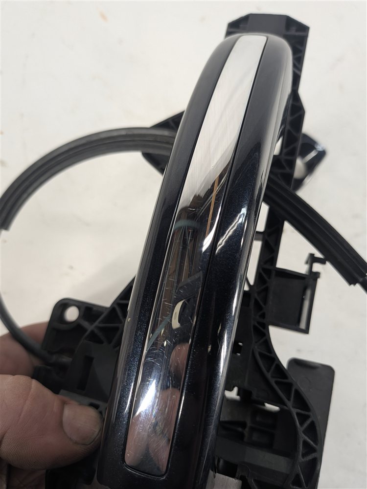 Thumbnail 7: 2007-2015 AUDI Q7 (4L) LEFT FRONT DRIVER EXTERIOR DOOR HANDLE (Blue)