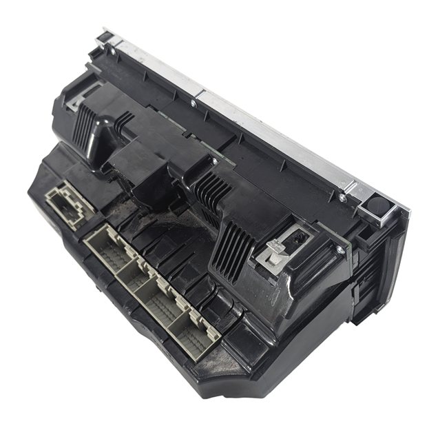 Thumbnail 4: 2012 AUDI Q7 (4L) FRONT HEATER A/C TEMPERATURE CLIMATE CONTROL (HEATED SEATS)