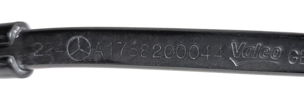 Thumbnail 4: 14-16 MERCEDES CLA45 CLA250 (C117) FRONT LEFT & RIGHT WINDSHIELD WIPER ARM SET/2