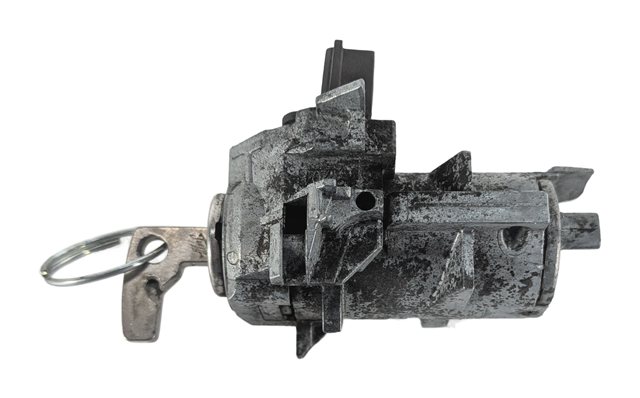 Thumbnail 4: 2014 MERCEDES CLA250 (W117) FRONT LEFT DRIVER DOOR LOCK CYLINDER TUMBLER w/ KEY
