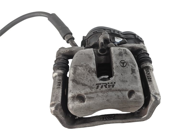 Thumbnail 3: 2014-2019 MERCEDES CLA250 (C117) FWD SPORT REAR RIGHT BRAKE CALIPER w/ ACTUATOR