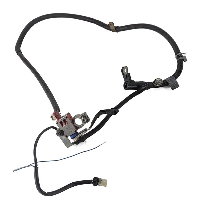 2014 MERCEDES CLA250 (W117) 2.0L POSITIVE BATTERY CABLE w/ TERMINAL JUNCTION BOX