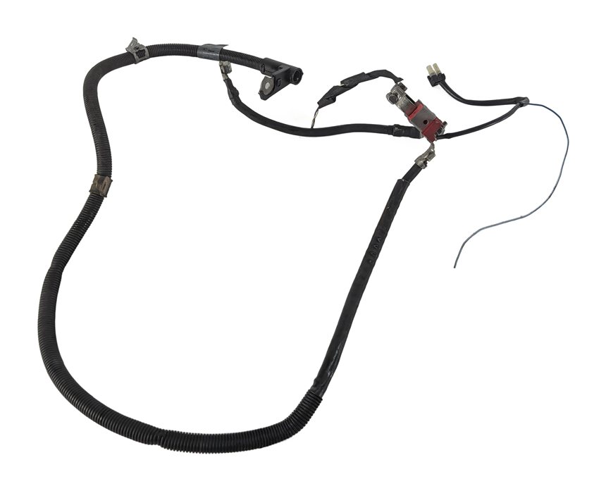 Thumbnail 3: 2014 MERCEDES CLA250 (W117) 2.0L POSITIVE BATTERY CABLE w/ TERMINAL JUNCTION BOX