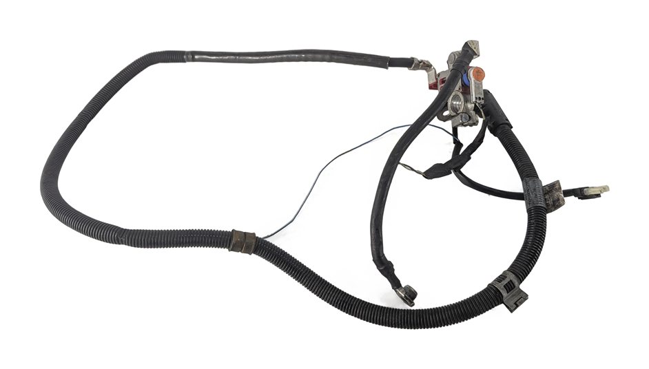 Thumbnail 4: 2014 MERCEDES CLA250 (W117) 2.0L POSITIVE BATTERY CABLE w/ TERMINAL JUNCTION BOX