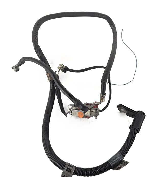 Thumbnail 7: 2014 MERCEDES CLA250 (W117) 2.0L POSITIVE BATTERY CABLE w/ TERMINAL JUNCTION BOX