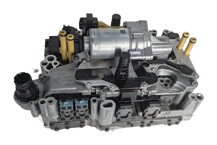 2014 MERCEDES CLA250 (W117) AUTOMATIC AUTO TRANSMISSION MECHATRONIC VALVE BODY