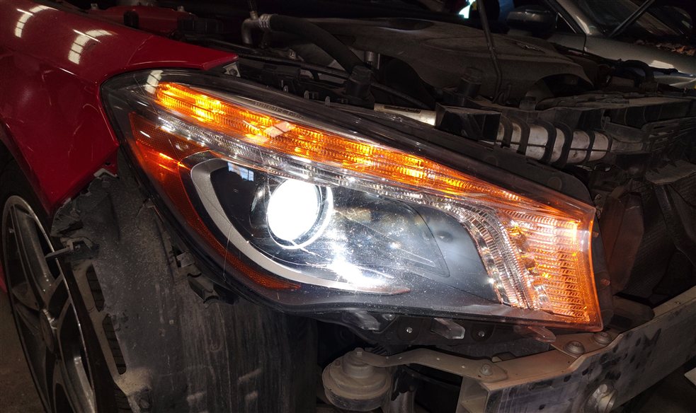 Thumbnail 2: 14-16 MERCEDES CLA45 CLA250 (C117) RIGHT PASSENGER XENON HID ADAPTIVE HEADLIGHT