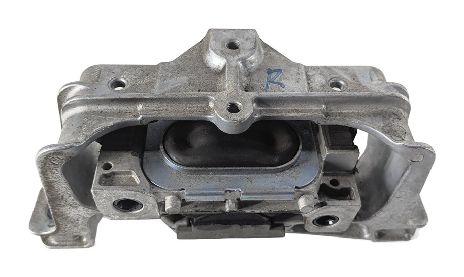 Thumbnail 5: 2014 MERCEDES CLA250 (W117) 2.0L (M270) ENGINE RIGHT MOTOR MOUNT BRACKET