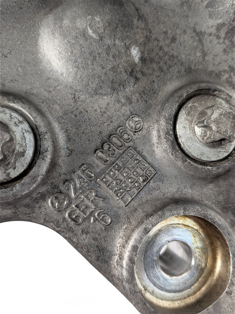 Thumbnail 6: 13-20 MERCEDES B CLA GLA CLASS (W242 W246 C117 X156) REAR LEFT SPINDLE KNUCKLE