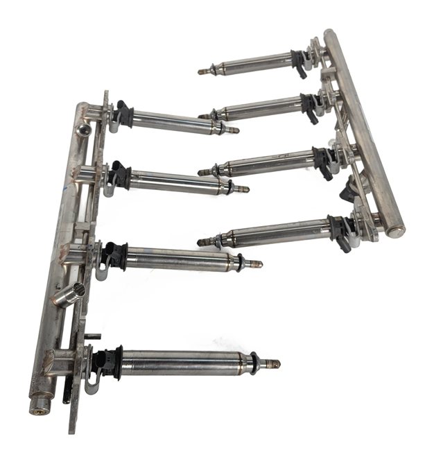 Thumbnail 4: 2013 MERCEDES CLS550 (W218) 4.6L (278.922) ENGINE FUEL RAIL w/INJECTORS SET/2