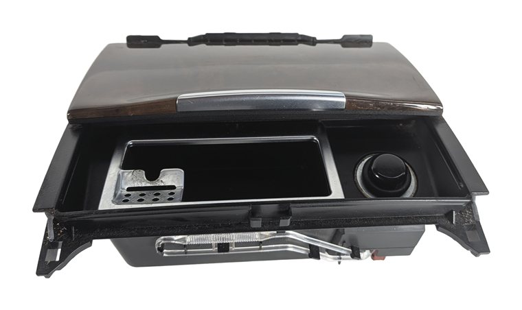 Thumbnail 3: 2013 MERCEDES CLS550 (W218) CENTER CONSOLE ASHTRAY COMPARTMENT TRIM (Walnut)