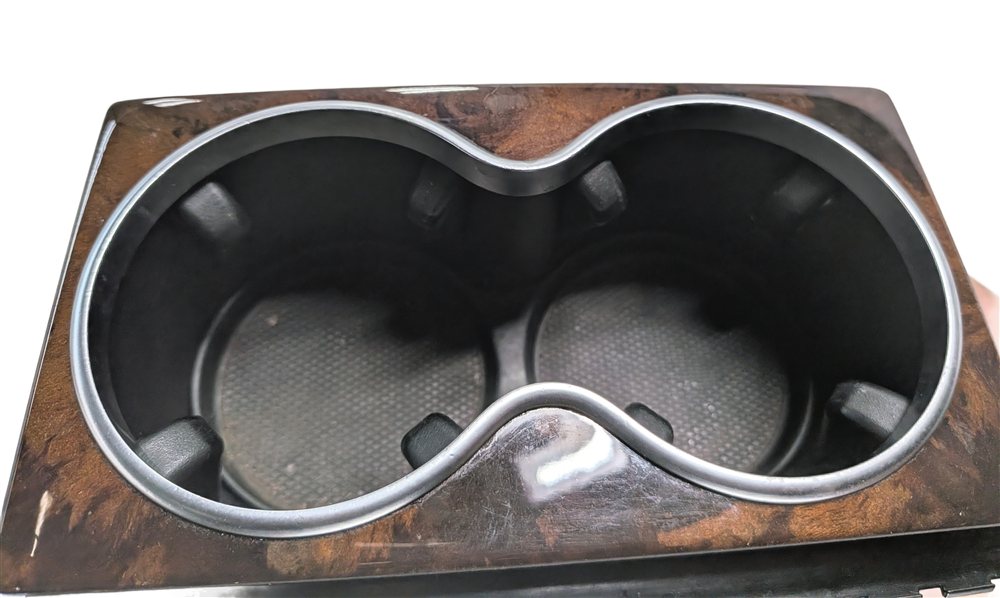 Thumbnail 7: 2013 MERCEDES CLS550 (W218) CENTER CONSOLE CUP HOLDER CUPHOLDER TRIM (Walnut)