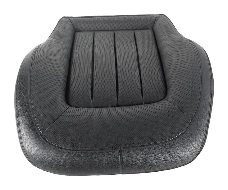 2013 MERCEDES CLS550 (W218) FRONT RIGHT PASSENGER SEAT BOTTOM CUSHION (Black)