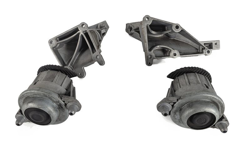 Thumbnail 4: 2013 MERCEDES CLS550 (W218) 4.6L (278.922) ENGINE MOTOR MOUNT SET/2 w/BRACKETS