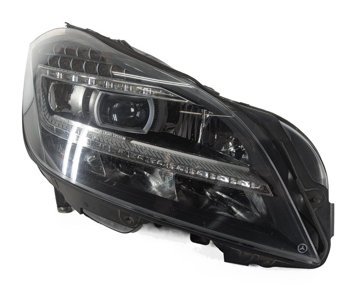 Thumbnail 2: 2012-2014 MERCEDES CLS550 CLS63 AMG CLS350 (W218) RIGHT PASSENGER LED HEADLIGHT