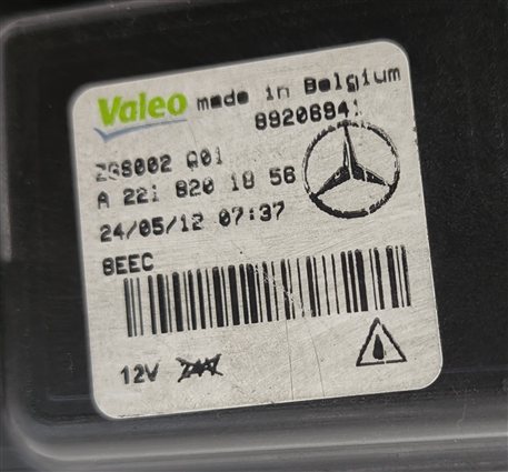Thumbnail 4: 11-15 MERCEDES C CL GLK S CLS R (W204 W216 W218 W221 W251 X204) RIGHT FOGLIGHT