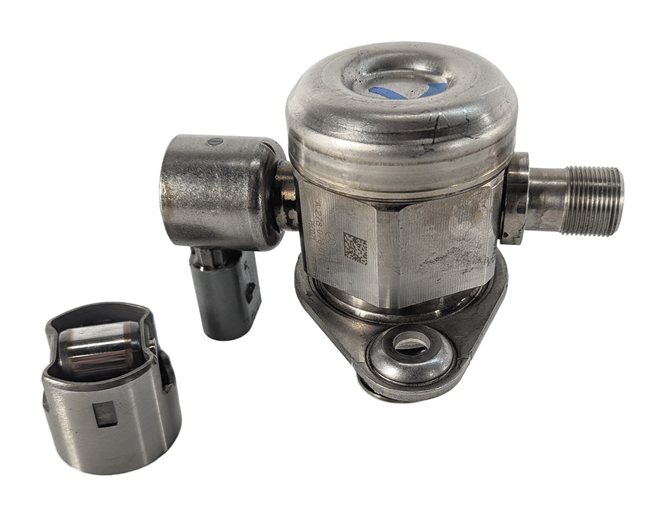 11-20 MERCEDES E S SL GL (W205 W166 W212 X166 X253) V8 LEFT MECHANICAL FUEL PUMP