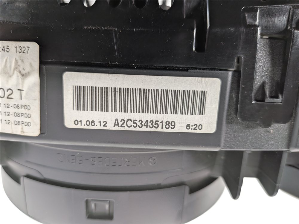Thumbnail 11: 2013 MERCEDES CLS550 (W218) SPEEDOMETER INSTRUMENT GAUGE CLUSTER ODOMETER