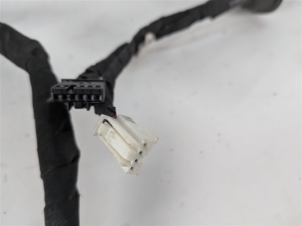 Thumbnail 7: 2013 MERCEDES CLS550 (W218) REAR PARK ASSIST PDC SENSOR SET/4 w/HARNESS (Black)