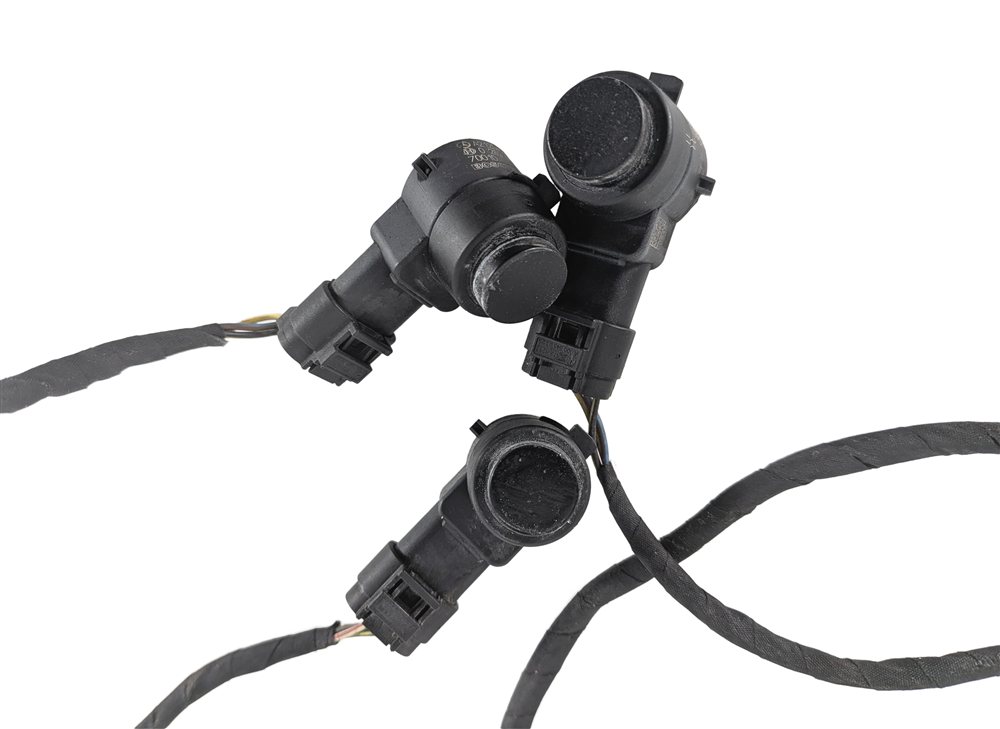 Thumbnail 3: 2013 MERCEDES CLS550 (W218) FRONT PARK ASSIST PDC SENSOR SET/6 w/HARNESS (Black)