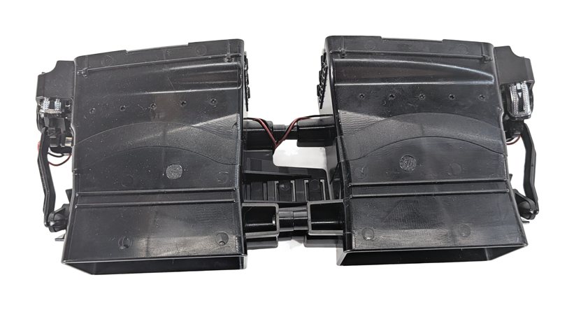 Thumbnail 5: 2013 MERCEDES CLS550 (W218) FRONT CENTER DASH HEAT AIR AC VENT (Black)