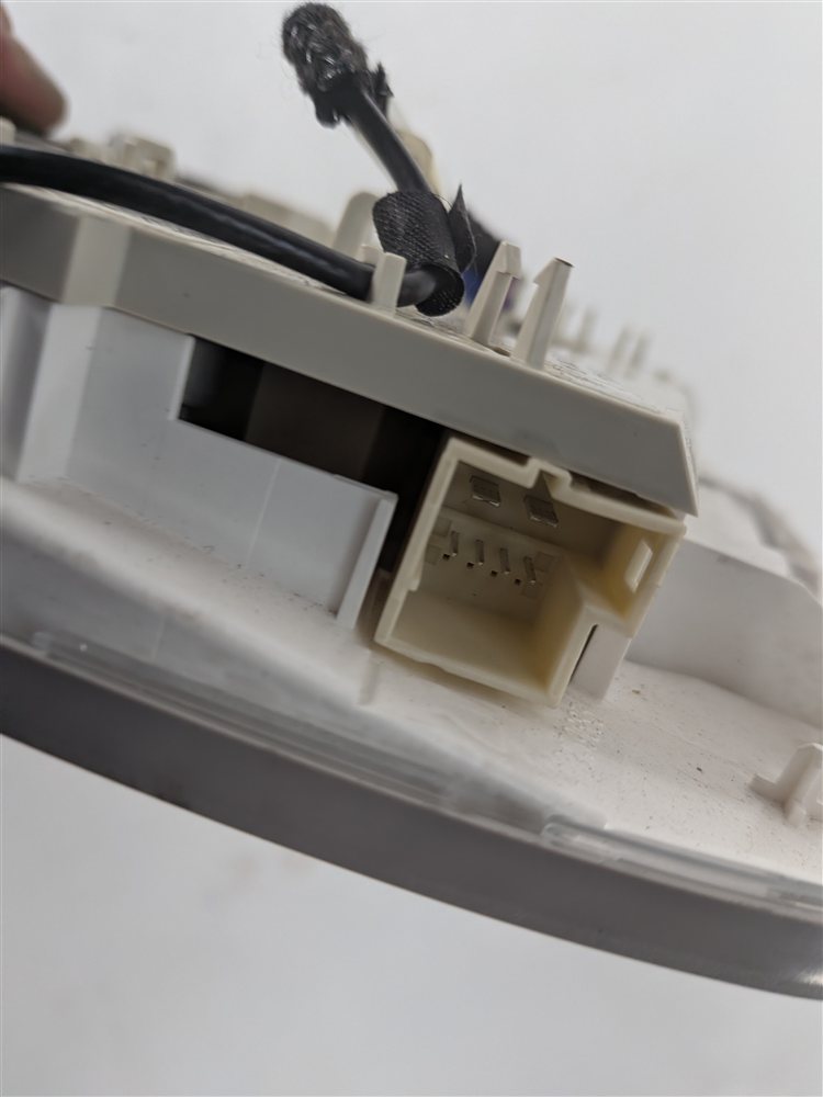 Thumbnail 9: 2013 MERCEDES CLS550 (W218) FRONT ROOF DOME MAP LIGHT LAMP w/SWITCHES (Gray)