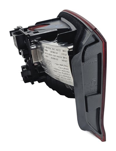 Thumbnail 7: 2016-2021 BMW X1 (F48) REAR RIGHT PASSENGER INNER TRUNK TAILLIGHT LIGHT LAMP