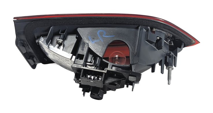 Thumbnail 8: 2016-2021 BMW X1 (F48) LEFT DRIVER REAR INNER TRUNK TAILLIGHT LIGHT LAMP