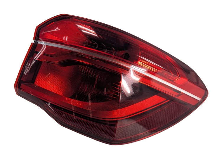 Thumbnail 3: 2016-2021 BMW X1 (F48) REAR RIGHT PASSENGER OUTER TAILLIGHT BRAKE LIGHT LAMP