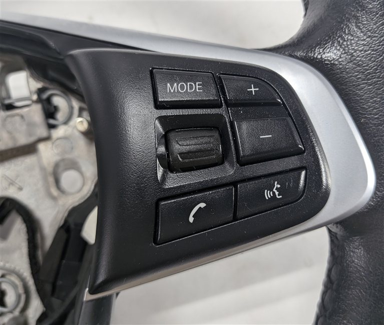 Thumbnail 6: 2016-2022 BMW X1 X2 F48 F39 HEATED SPORT STEERING WHEEL w/SWITCHES (Black)