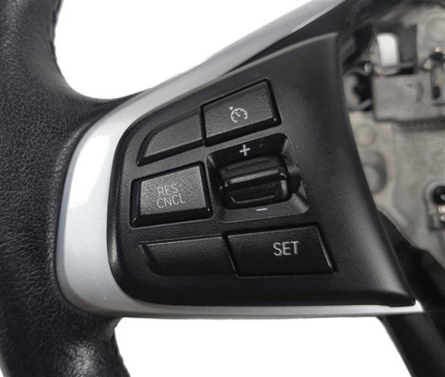 Thumbnail 7: 2016-2022 BMW X1 X2 F48 F39 HEATED SPORT STEERING WHEEL w/SWITCHES (Black)
