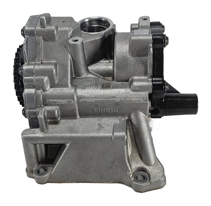 Thumbnail 4: 2019 BMW X1 (F48) 2.0L (B46) ENGINE OIL PUMP