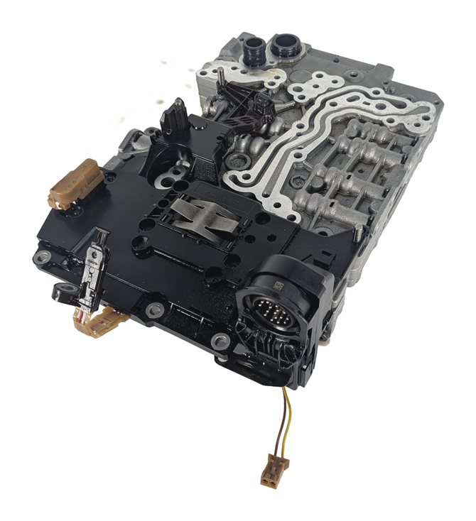 Thumbnail 2: 14-16 BMW 2 3 4 5 (F22 F30 F32 F10) 2.0L RWD 8HP-45 AUTO TRANSMISSION VALVE BODY