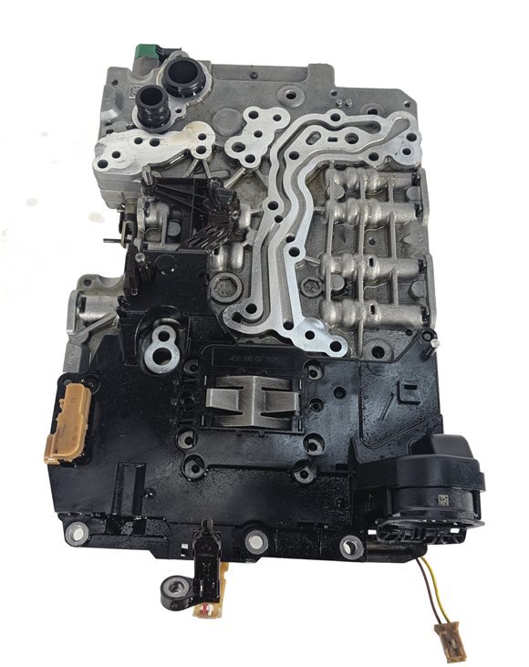 Thumbnail 3: 14-16 BMW 2 3 4 5 (F22 F30 F32 F10) 2.0L RWD 8HP-45 AUTO TRANSMISSION VALVE BODY
