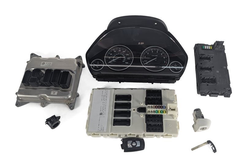 Thumbnail 4: 13-18 BMW 328i 428i 528i X3 X4 (F30 F32) 2.0L N26 ENGINE DME BCM MODULE KEY SET