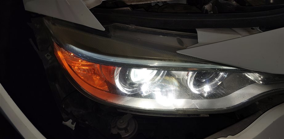 Thumbnail 2: 14-17 BMW 4-SERIES M3 (F30 F32) RIGHT XENON HID ADAPTIVE HEADLIGHT LIGHT LAMP