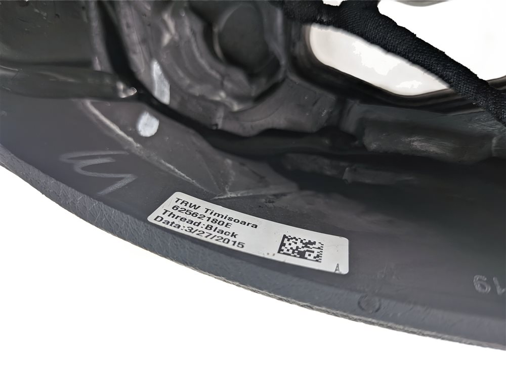 Thumbnail 13: 12-18 BMW 2 3 4 SERIES F22 F30 F32 SPORT STEERING WHEEL w/ SHIFT PADDLES (Black)