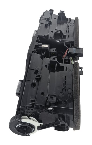 Thumbnail 3: 2015 BMW 428I (F32) FRONT CENTER DASH HEAT AIR AC VENT w/HAZARD SWITCH (Black)