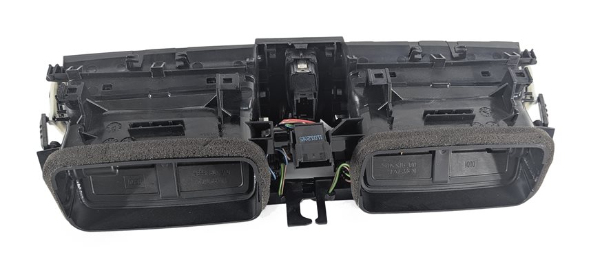 Thumbnail 4: 2015 BMW 428I (F32) FRONT CENTER DASH HEAT AIR AC VENT w/HAZARD SWITCH (Black)