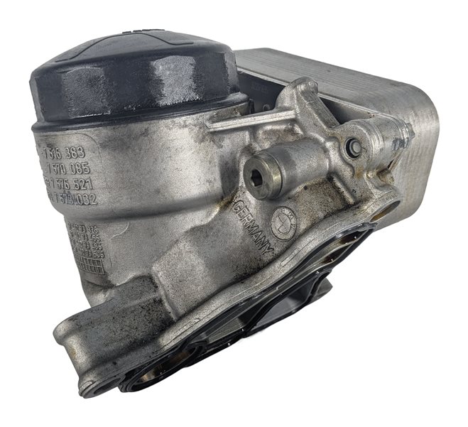 Thumbnail 2: 2015 BMW 428I (F32) 2.0L (N20) ENGINE OIL FILTER HOUSING w/OIL COOLER