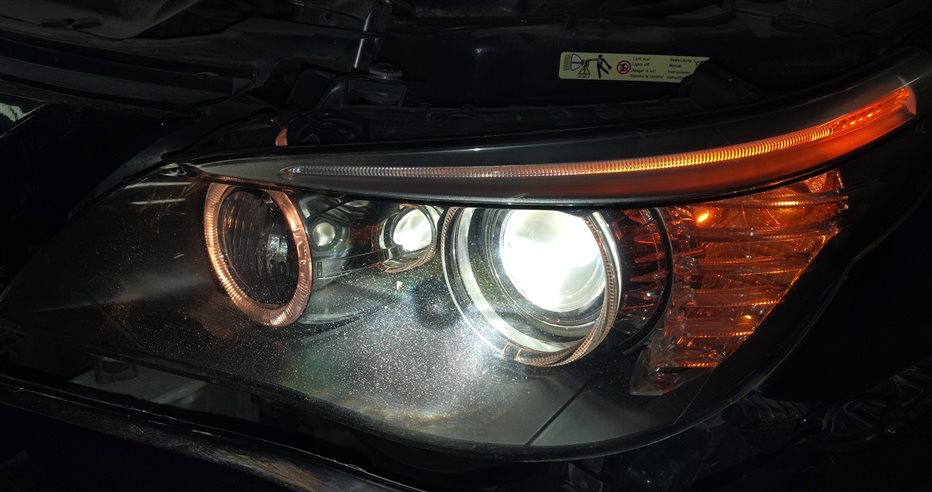 Thumbnail 2: 2008-2010 BMW 528i 535i 550i M5 (E60) LEFT XENON HID ADAPTIVE DYNAMIC HEADLIGHT
