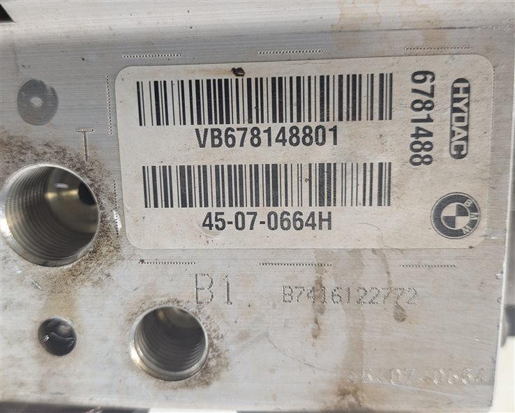 Thumbnail 8: 2008 BMW 535I E60 DYNAMIC DRIVE ACTIVE ROLL STABILIZATION HYDRAULIC VALVE BLOCK