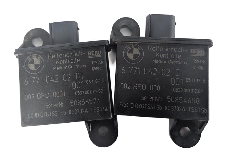 Thumbnail 7: 2008 BMW 535I (E60) TIRE PRESSURE MONITOR TPMS RDC WHEEL ANTENNA RECEIVER SET/4