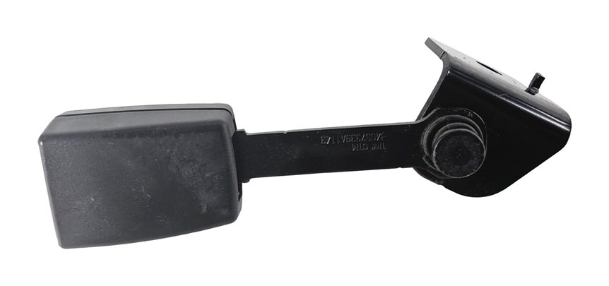 Thumbnail 7: 2012 BMW 750I (F01) REAR SEAT SEATBELT BUCKLE RECEIVER SET/3 (Black)