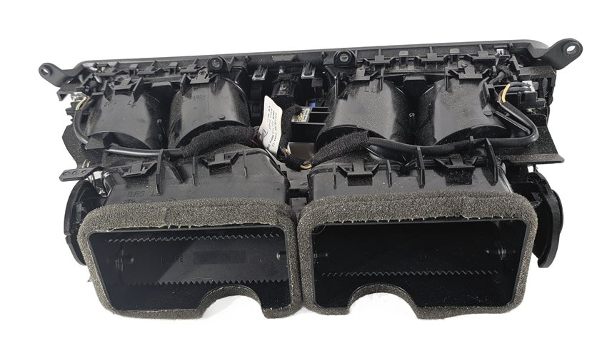 Thumbnail 4: 2012 BMW 750I (F01) FRONT CENTER DASH HEAT AIR AC VENT OUTLET BEZEL (Black)